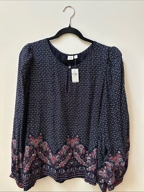 NWT GAP Navy Blouse with Red Floral Border Print